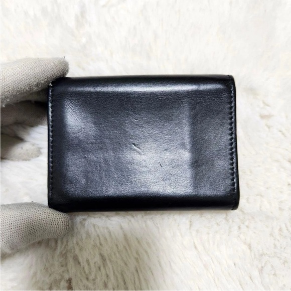 Yves Saint Laurent Black Wallet with Silver Logo - Picture 3 of 13